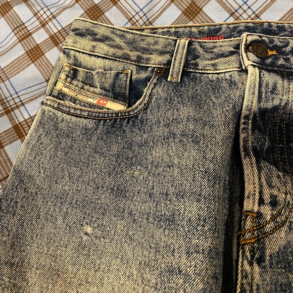 Diesel 1995 D-Shark 007S1 straight-leg Jeans - Picture 3 of 5